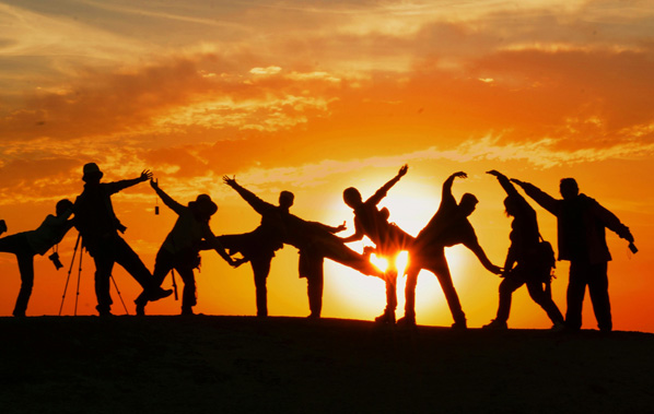 液压手动泵都是有哪些结构组成？